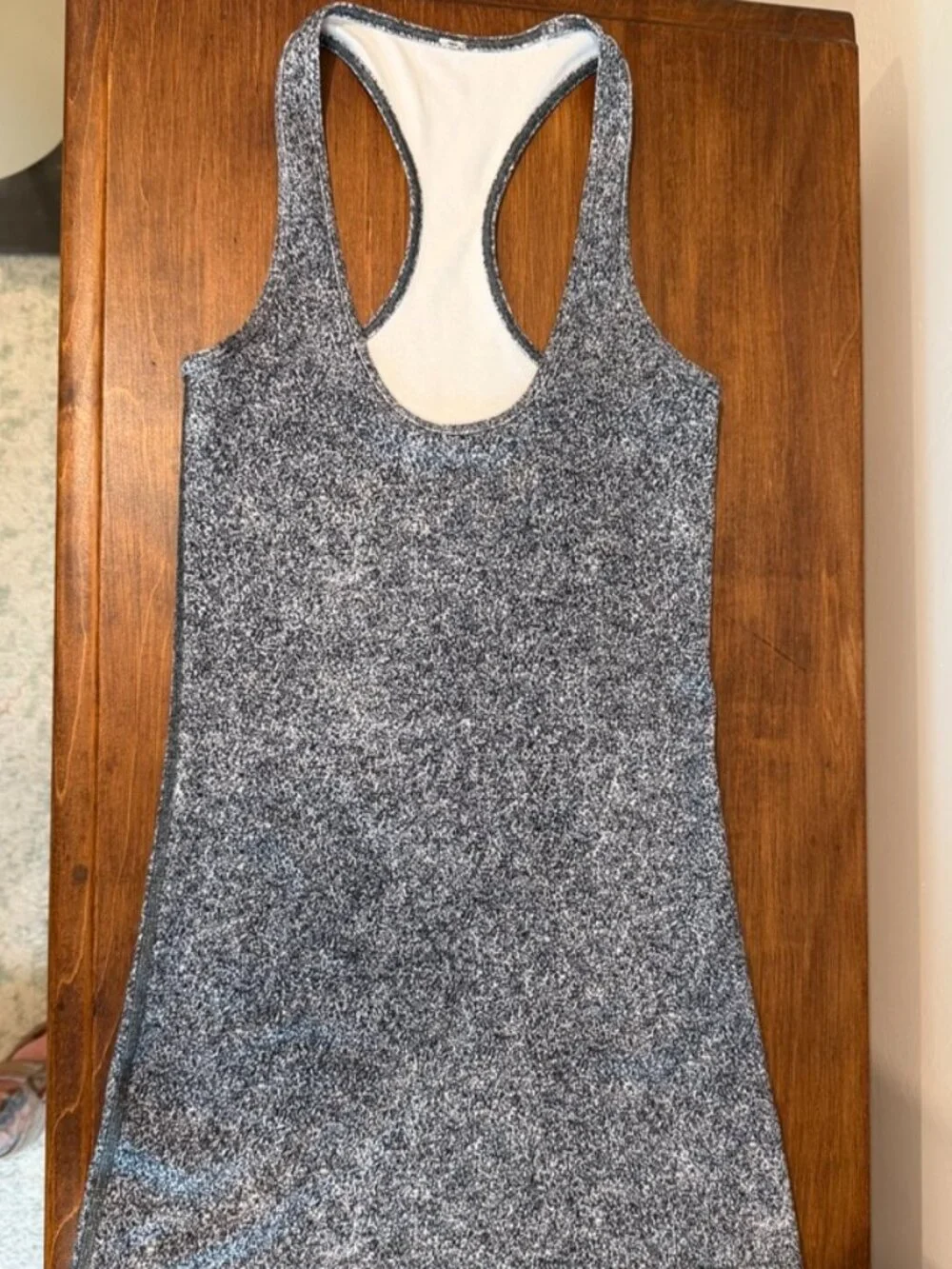 Lululemon Women's Razorback Tank Size 2 Blue Speckle